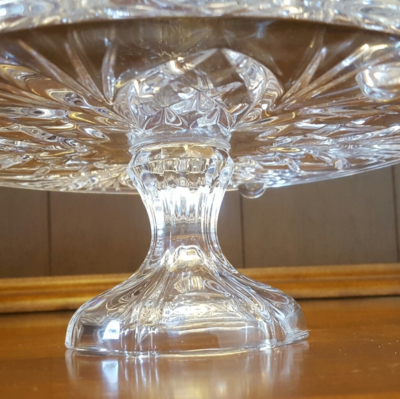 *SOLD* NACHTMANN CRYSTAL TART PLATE ON PEDESTAL - Picture 6 of 6